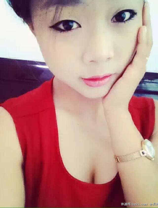 张倩