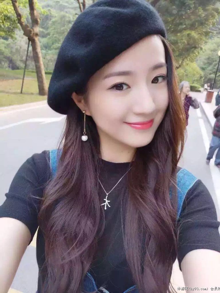 俏皮