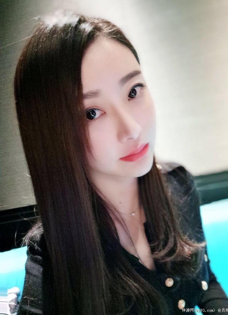 美眉西西