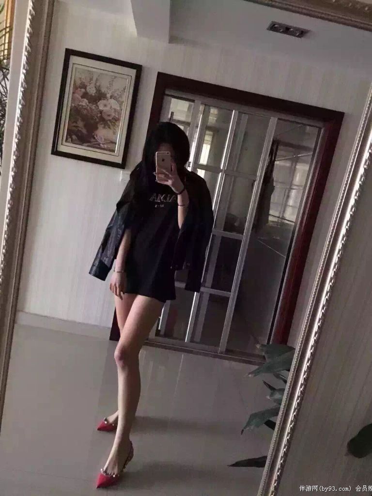 思思