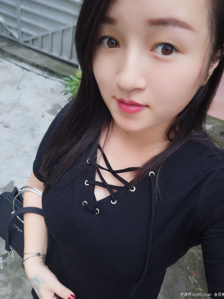 伴啵儿与游霸儿