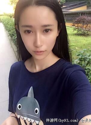 待我履步跚蹒
