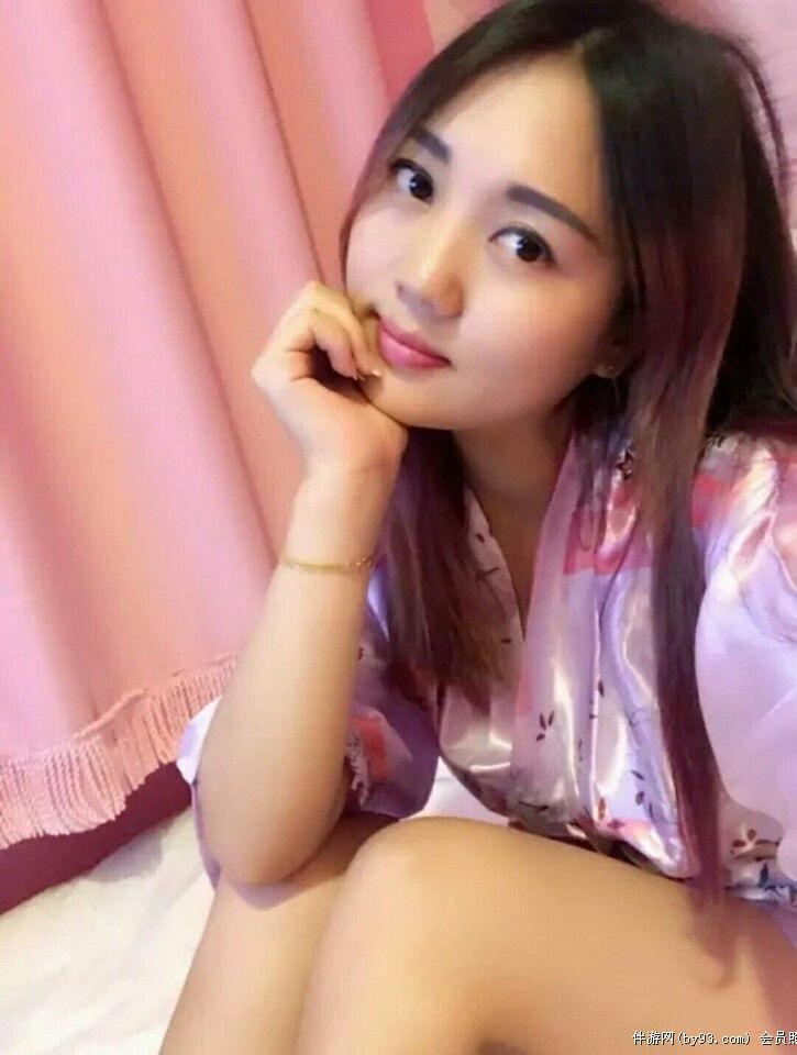花蕾欲