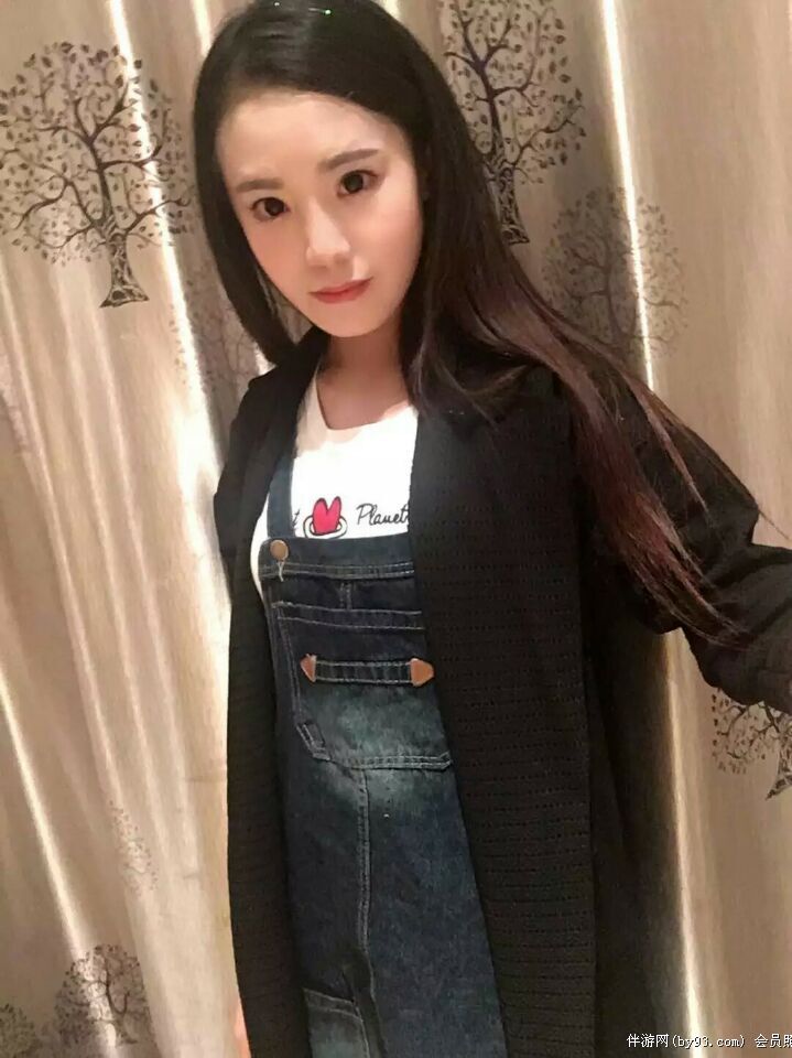 慌张蓝蓝