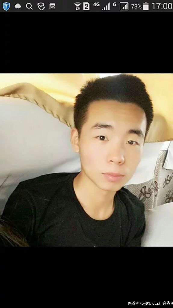 苦笑