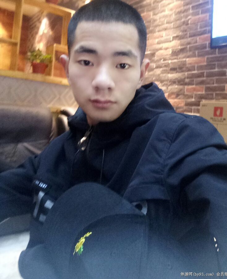 云中颜