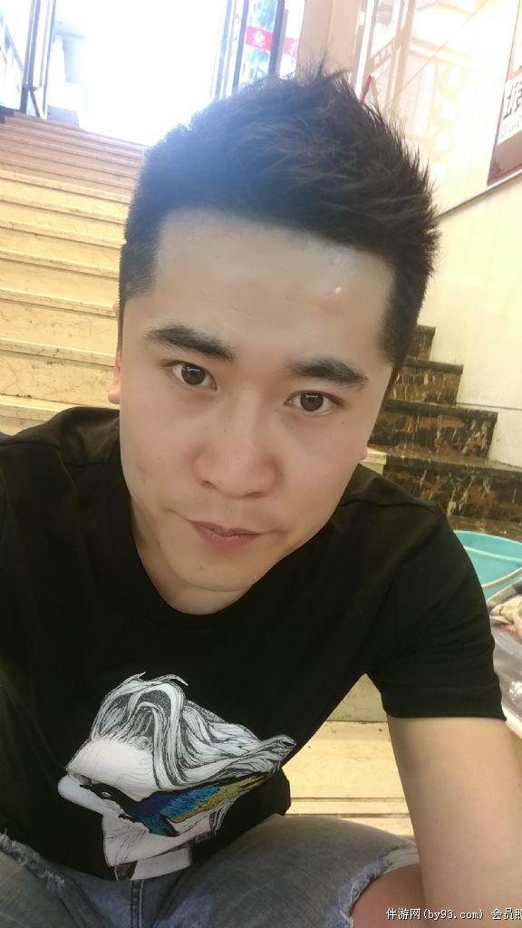再见只是陌生人