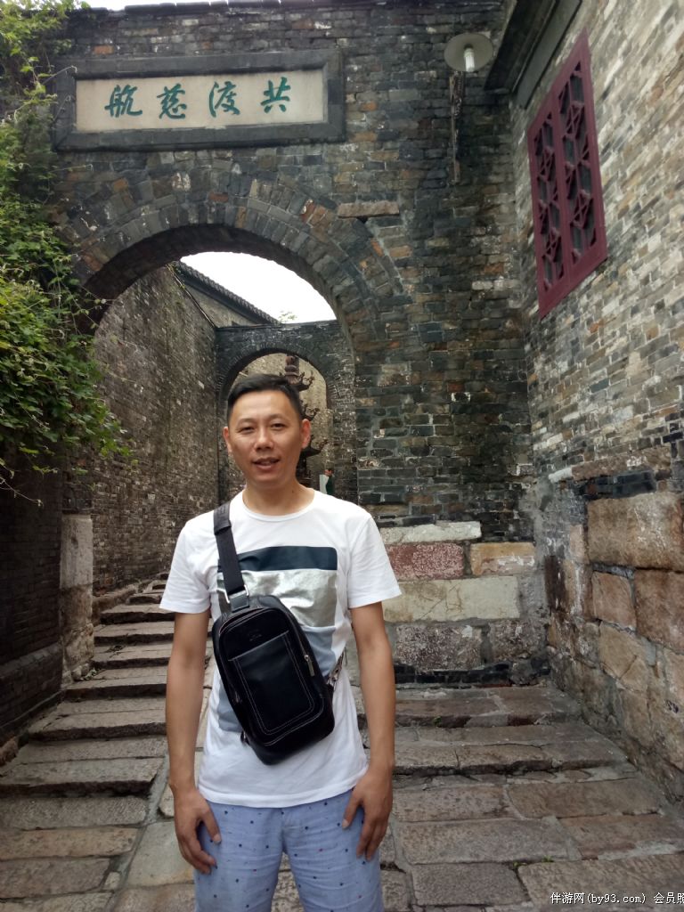 挽着你的衣袖