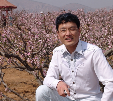 张坤
